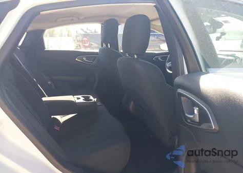 2015 Chrysler 200 Limited из США, поврежденный, VIN 1C3CCCAB6FN649243